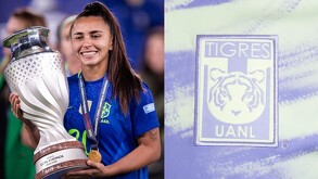 Mariza Nascimento con la Copa América Femenil ganada con Brasil.
