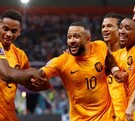 Jugadores de la Selección de Países Bajos celebrando una anotación en el Mundial 2022.