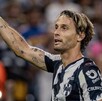 Sergio Canales festejando un gol con Monterrey durante el Apertura 2025 en el Estadio BBVA.