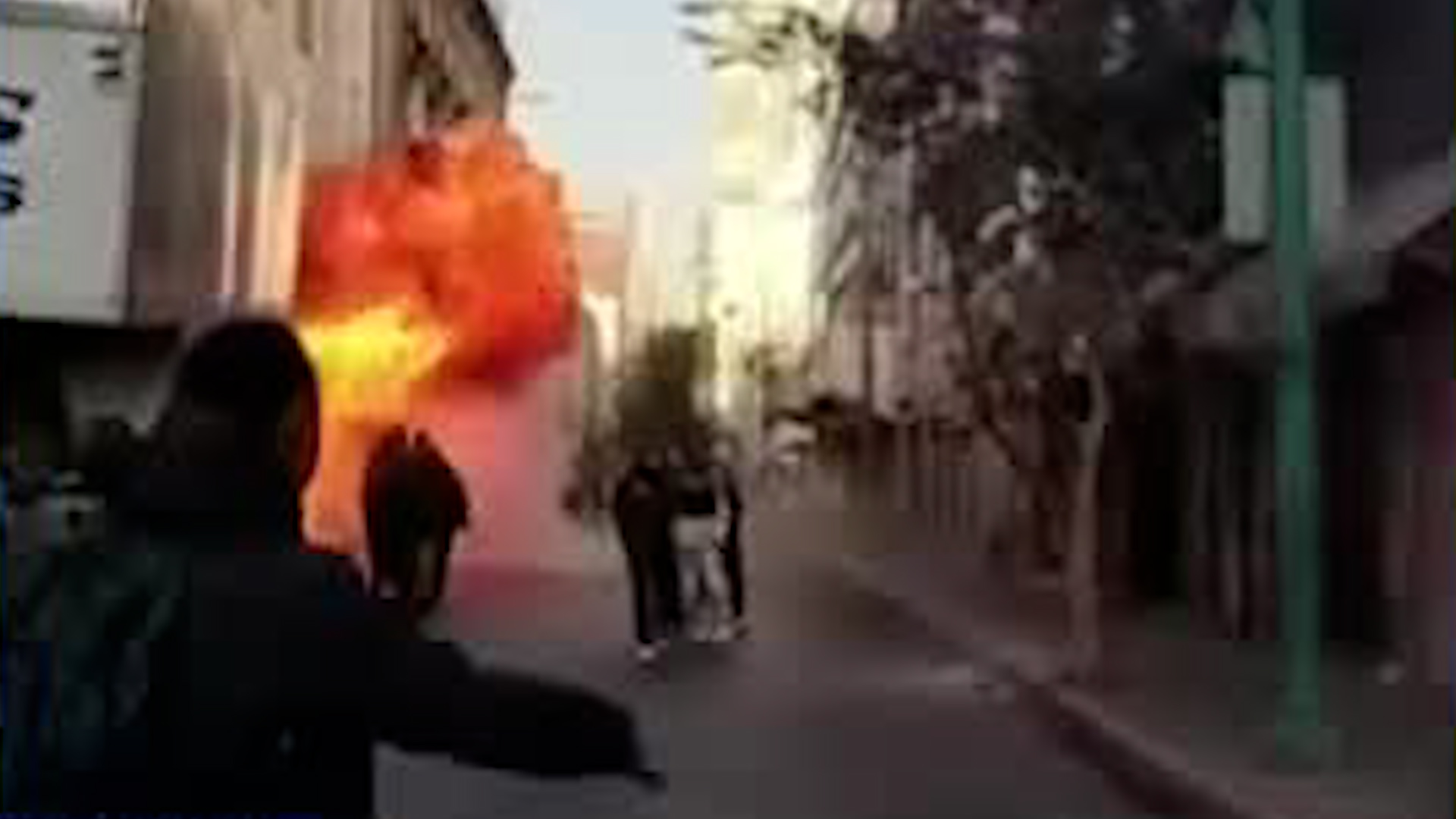 Durante el temblor de magnitud 6.5 se produjo una explosión por corto circuito en una bodega el Centro de la Ciudad de México.