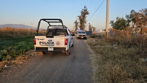 Vecinos alertaron a autoridades sobre tres cuerpos envueltos en plástico que fueron hallados en Tlajomulco. Es el tercer hallazgo similar en la misma zona.