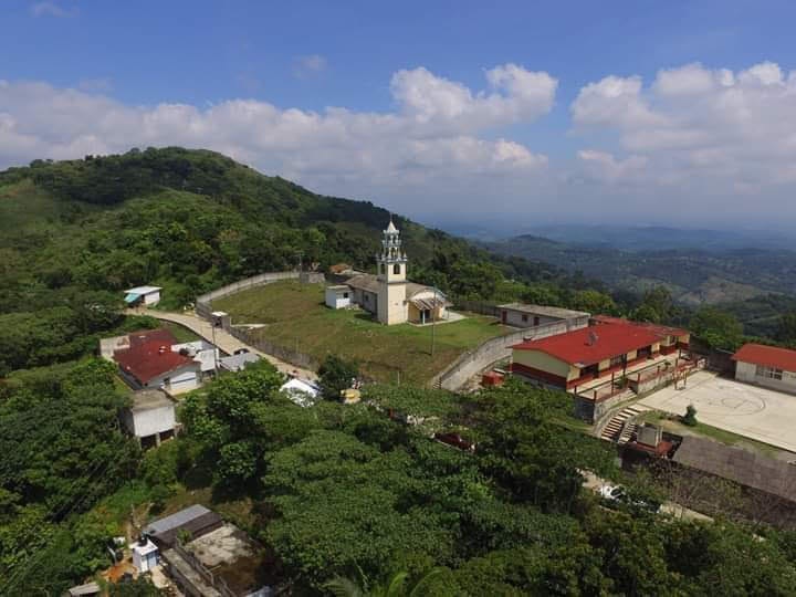Aspecto de la comunidad de Putlunichuchut en Huehuetla, Puebla.