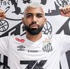 Gabriel Barbosa durante su presentación como refuerzo del Santos de Brasil para 2026.