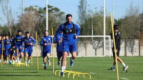 Gignac poniéndose en forma durante los entrenamientos de Tigres previo a la jornada 1 del Clausura 2026.