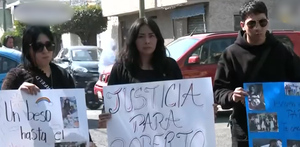 Familiares y motociclistas cerraron la Av. Tláhuac exigiendo la captura de Gabriela 'N', quien escapó tras arrastrar a Roberto por 2 kilómetros.