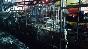 Un incendio en una camioneta con solventes alertó a vecinos de un fraccionamiento en Tlajomulco.