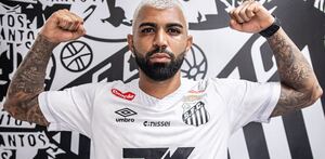 Gabriel Barbosa durante su presentación como refuerzo del Santos de Brasil para 2026.