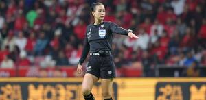 Katia Itzel García destaca entre las 10 mejores árbitras del mundo