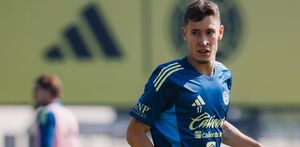 Rodrigo Dourado entrenando por primera vez con el América.