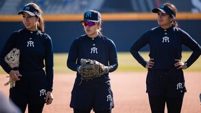 Jugadoras de Sultanes femenil en pretemporada rumbo a la Liga Mexicana de Softbol 2026.