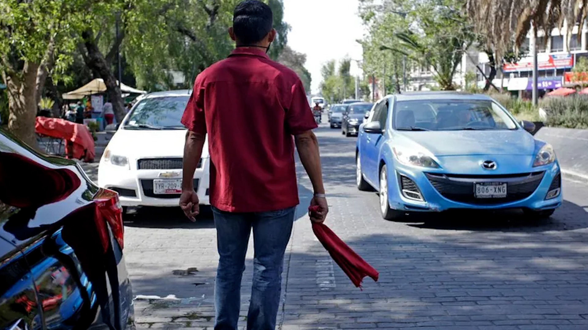 La sanción por apartar lugares alcanza los dos mil pesos o hasta 36 horas de arresto inconmutable.