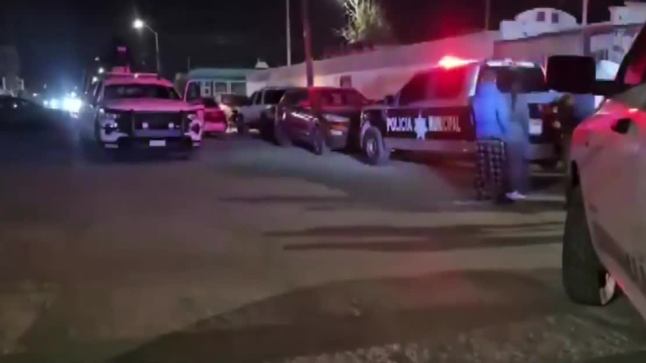 Durante un cateo relacionado con la búsqueda de una persona desaparecida, autoridades localizaron un cuerpo momificado en Ciudad Juárez.