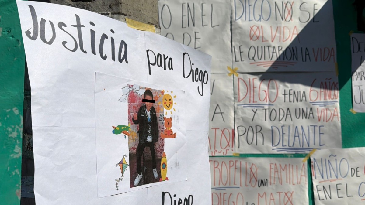 Diego, de 6 años, muere tras ser atropellado en Naucalpan; familiares exigen justicia.