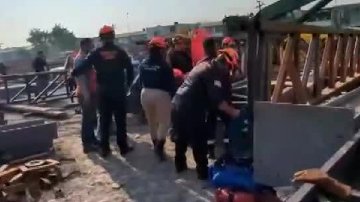 El área fue asegurada por Protección Civil para investigar si la empresa cumplía con los protocolos de seguridad.