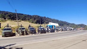 policías y militares en un operativo en carreteras entre puebla y veracruz