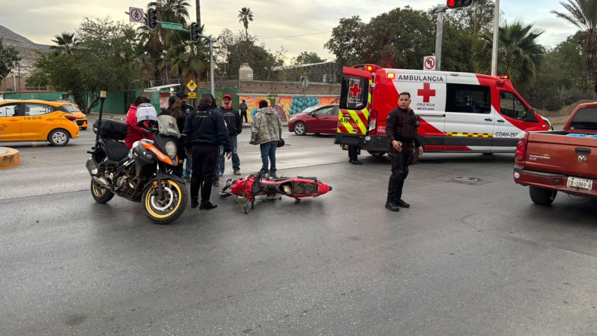 Bulevar Revolución con agentes de tránsito y vialidad custiodiando la zona.