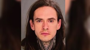 Jonathan Gerlach, hombre acusado de haber robado esqueletos del famoso cementerio Mount Moriah de Pensilvania.