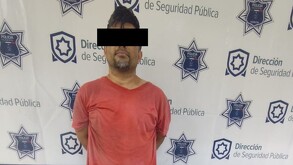 Hombre detenido tras agredir a una persona en la colonia Las Carolinas de Torreón.