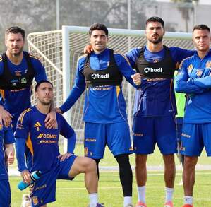Parte de la plantilla de Tigres que resultó ganadora en un interescuadras previo al debut del Clausura 2026 en la Liga MX.