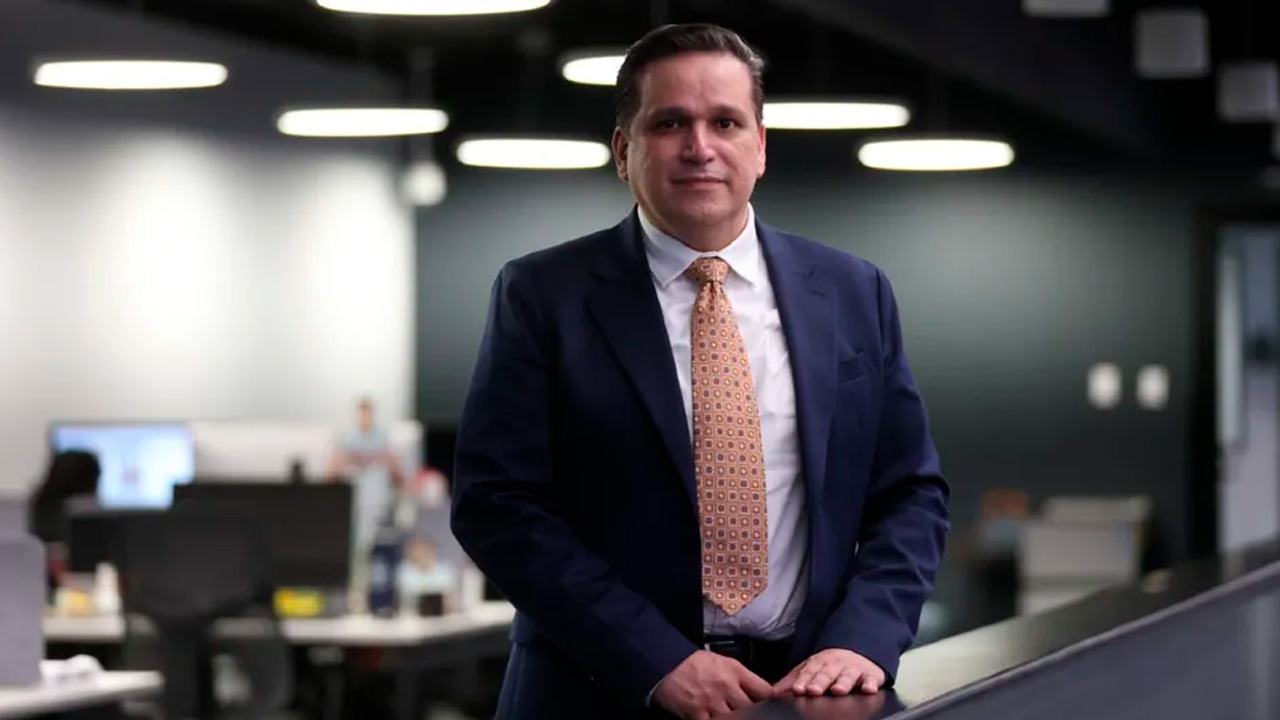 Ulises Carlin informó que este jueves se enviará al Congreso el veto a la Ley de Egresos 2026 y que la próxima semana se revisará la Ley de Ingresos.