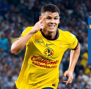 Richard Sánchez celebrando el gol del campeonato con América en el Apertura 2024.