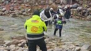 protección civil de nuevo león rescate a jóvenes en allende nuevo león