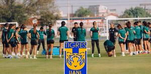 Plantel de Tigres femenil entrenando previo a la jornada 2 del Clausura 2026 en donde no tuvieron actividad y su partido fue reprogramado.