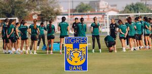 Plantel de Tigres femenil entrenando previo a la jornada 2 del Clausura 2026 en donde no tuvieron actividad y su partido fue reprogramado.