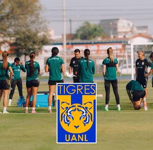 Plantel de Tigres femenil entrenando previo a la jornada 2 del Clausura 2026 en donde no tuvieron actividad y su partido fue reprogramado.