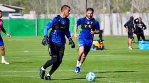 Nahuel Guzmán entrenando con Tigres en el CET previo al partido de la jornada 1 ante Atlético San Luis en el Clausura 2026.