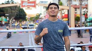 Ángel 'Tashiro' Fierro en un combate de exhibición en Tijuana.