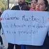 Padres de familia denuncian falta de docentes en la primaria Antonio Caso de Guadalajara.