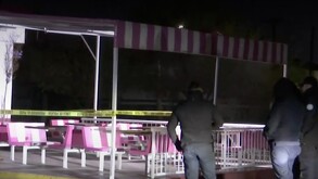 Colonia Santa María y cuerpo tapado de un hombre sin vida.