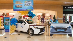 Tras momentos de gran expectativa, se dieron a conocer los nombres de los siete clientes que iniciarán el año estrenando un vehículo último modelo.