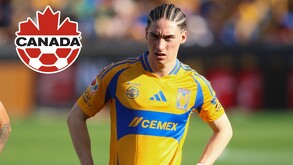 Marcelo Flores portando los colores de Tigres.