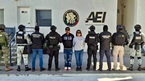 Los oficiales detuvieron a Ramón 