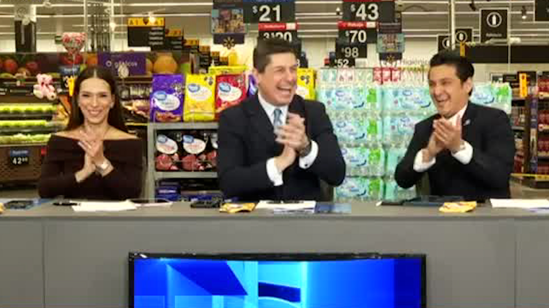 Programa conducido por Luis Carlos Ortiz, Erik Rocha y Ady Cabriales, jueves 15 de enero de 2026.