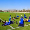 Jugadores de Tigres entrenando regenerativo para el partido ante Toluca.