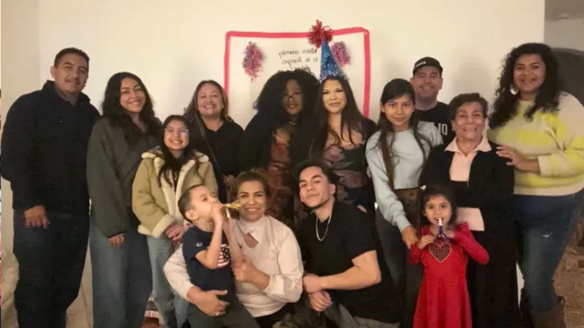 Aranza Guerrero en su fiesta de revelación de la universidad