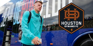 Mateusz Bogusz con los colores de Cruz Azul.