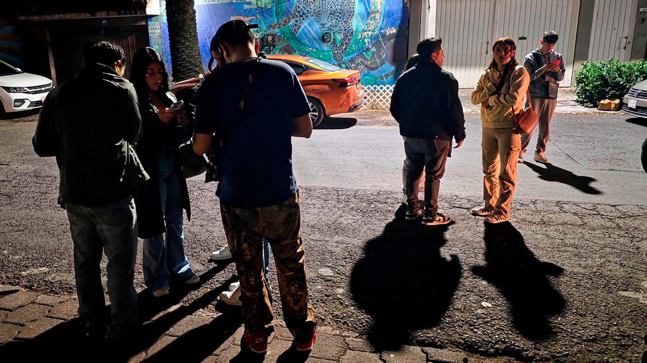 La alerta sísmica se activó en la Ciudad de México la madrugada de este viernes 16 de enero por un sismo de magnitud 5.3 con epicentro en Guerrero.