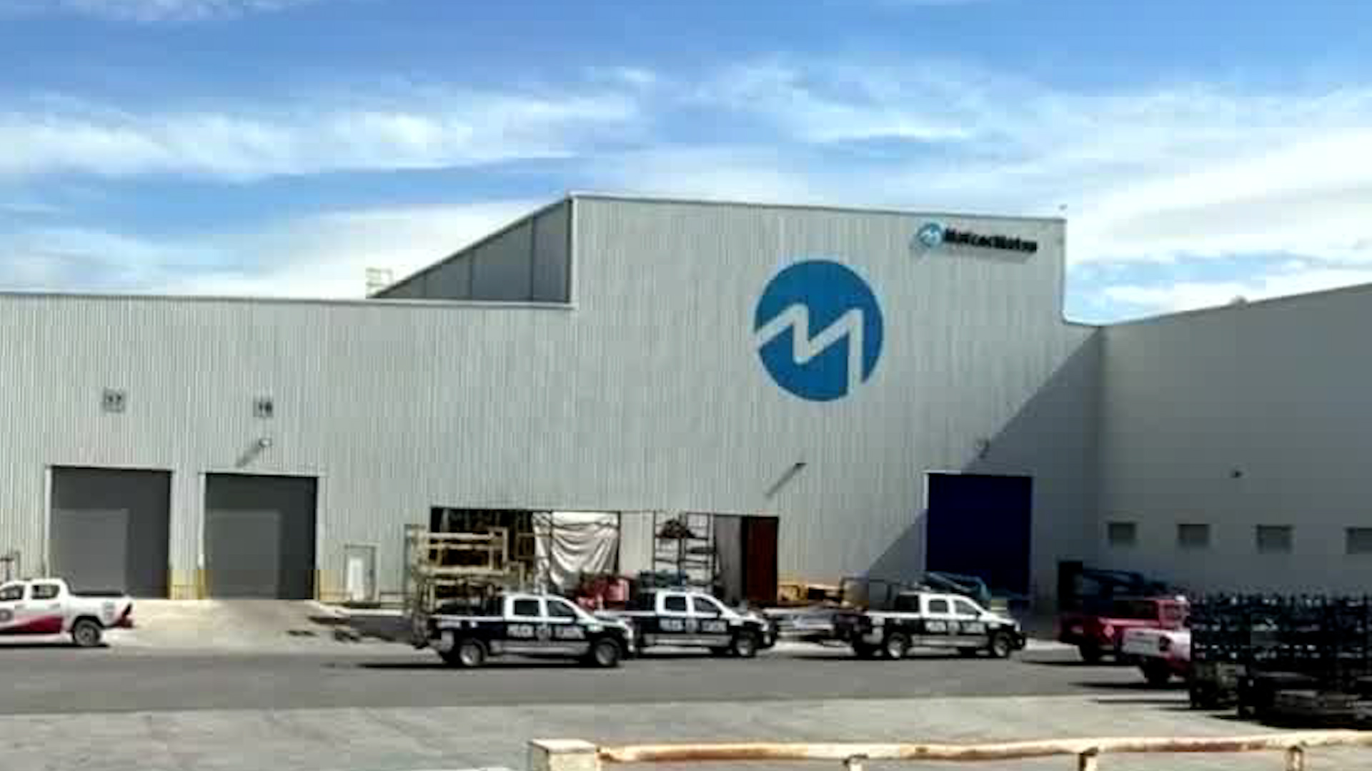 De acuerdo con los datos preliminares, en ella viajaba una pareja de la que hasta el momento no se ha confinado su estado de salud.