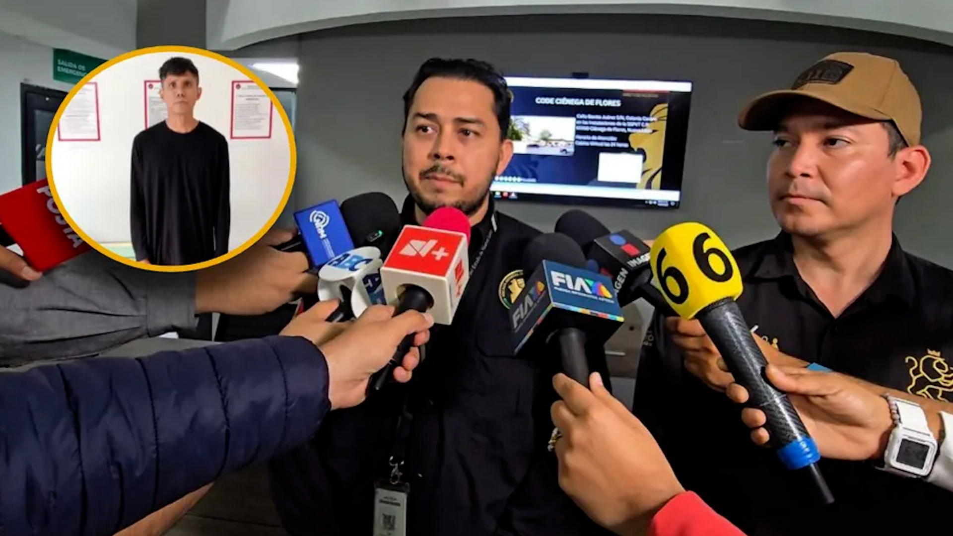 Tras su hallazgo en un centro de rehabilitación, el catedrático colombiano Ariel Escobar fue trasladado a las instalaciones de la Fiscalía.