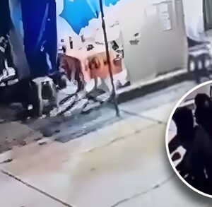 Un video captó a dos sujetos a bordo de una motocicleta disparando contra un hombre en un salón de fiestas en San Mateo Atenco.