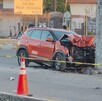 Camioneta chocada en avenida Ruiz Cortines en Monterrey.