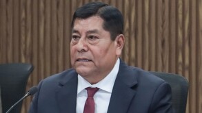 Manuel Contreras, titular de Infraestructura en Puebla, durante comparecencia ante el Congreso estatal.