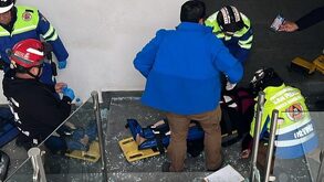 Movilización en plaza comercial en San Pedro.