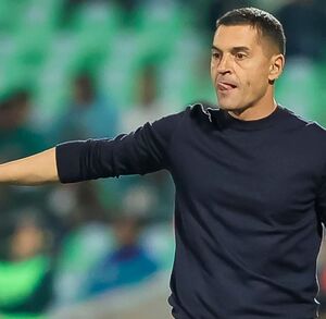 Francisco Rodríguez, técnico de Santos Laguna en el TSM
