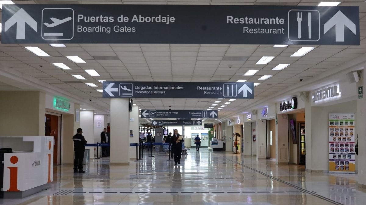 Aeropuerto Francisco Sarbia Torreón por dentro