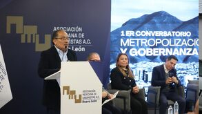 Andrés Mijes, alcalde de Escobedo, en evento 1er Conversatorio: Metropolización y Gobernanza,